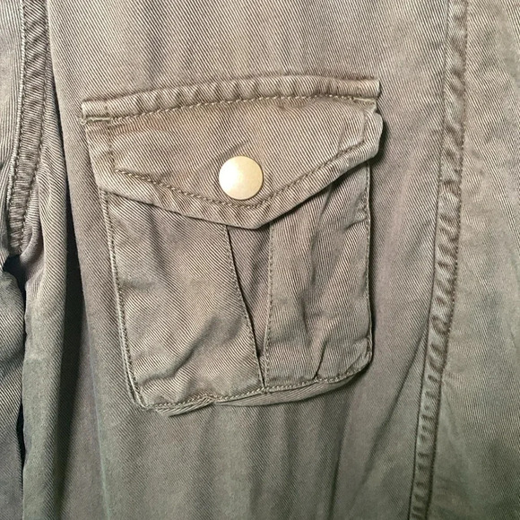 Maison Jules army green utility jacket size medium - Picture 4 of 9